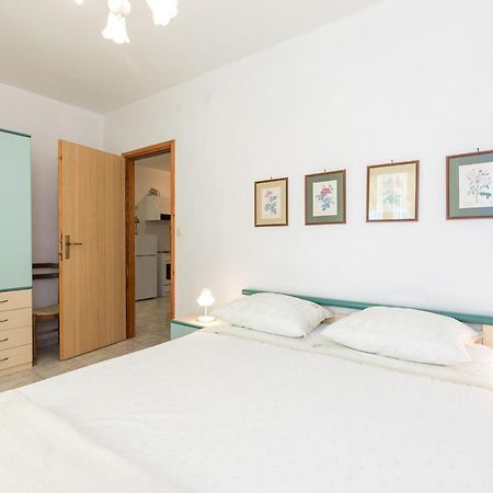 Apartmani Anita Punat Exterior foto